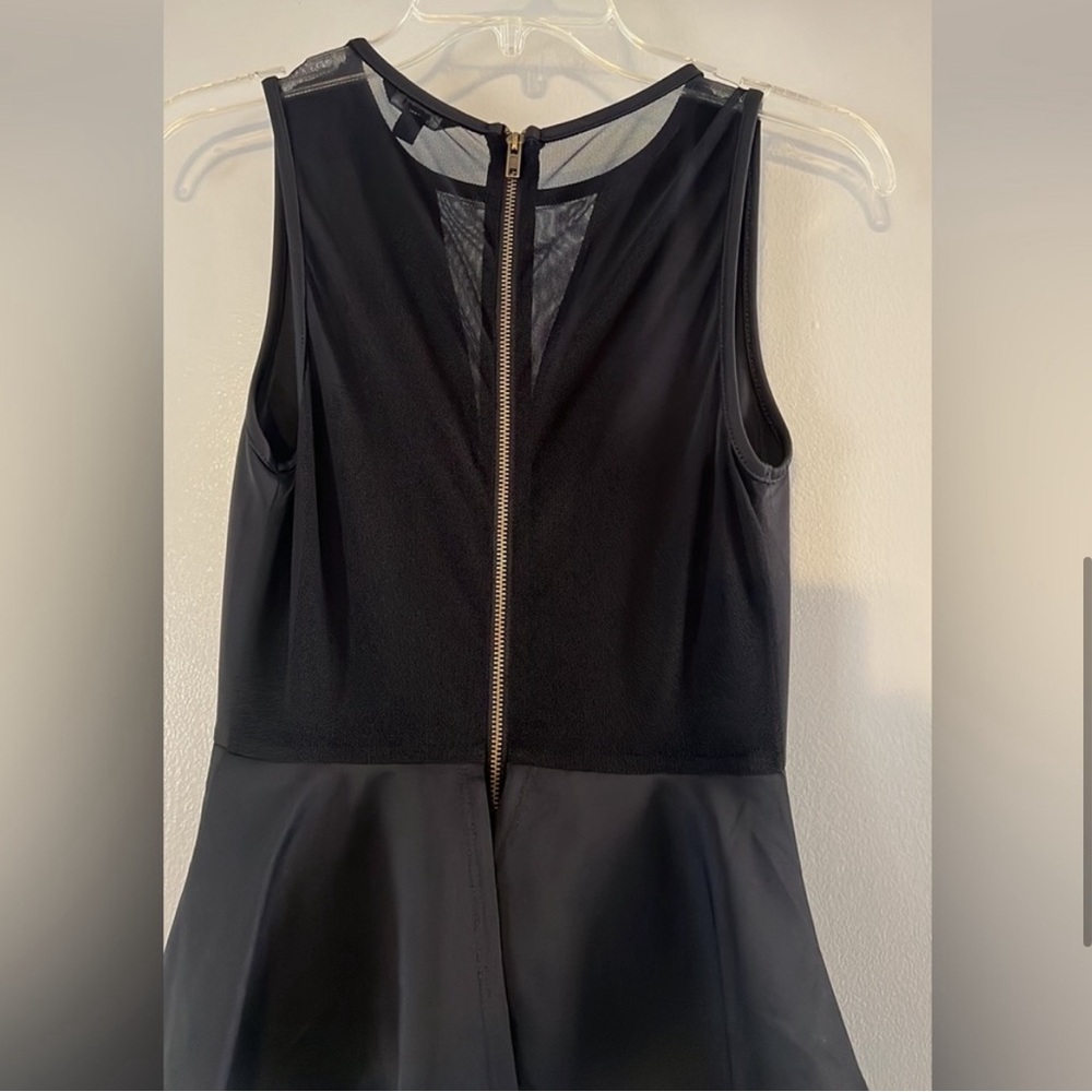 Guess Short Peplum Dress - Picture 7 of 8